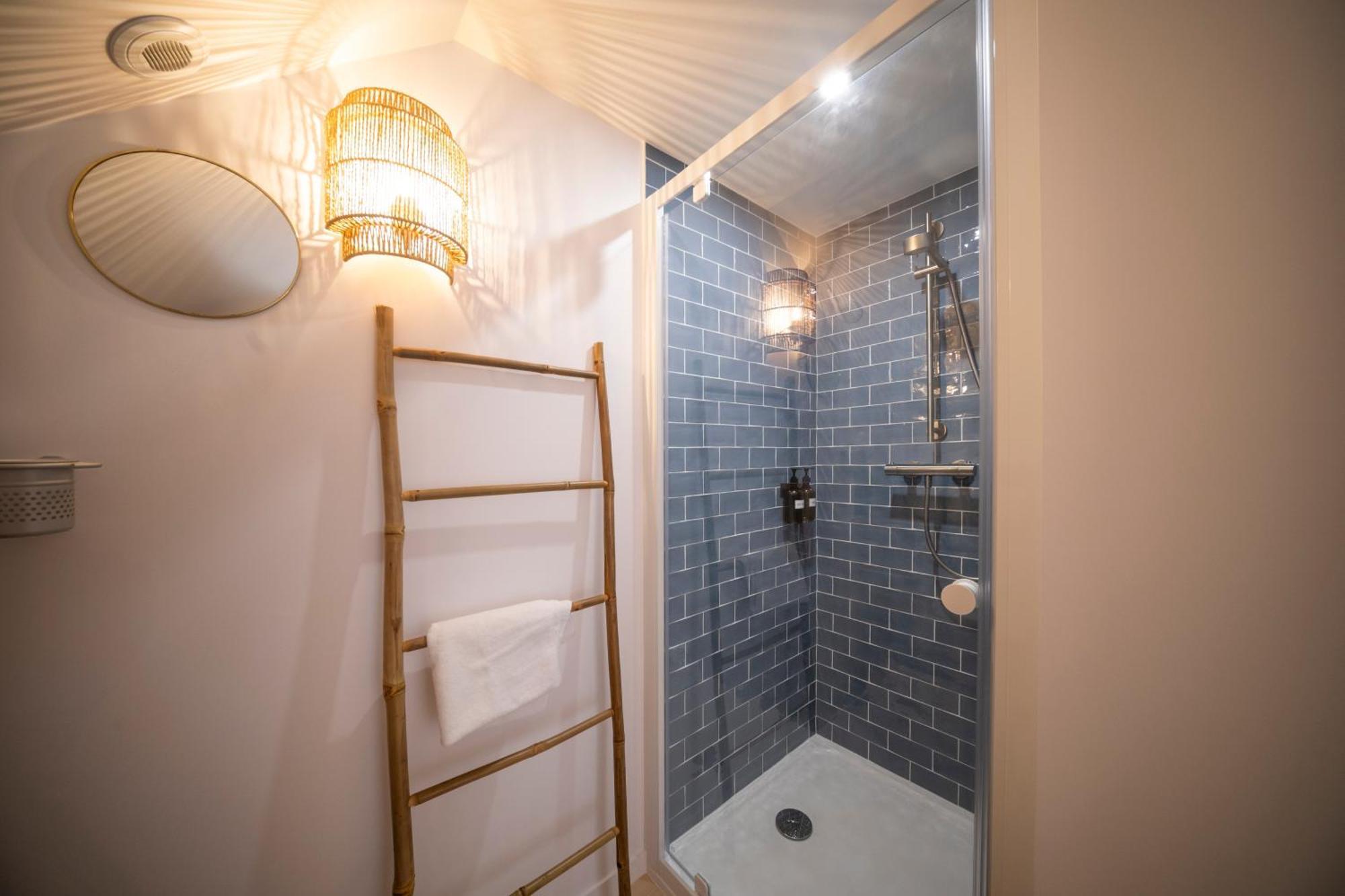Appart'Hotel & Spa "Les Voiles" Le Houat Carnac Bagian luar foto
